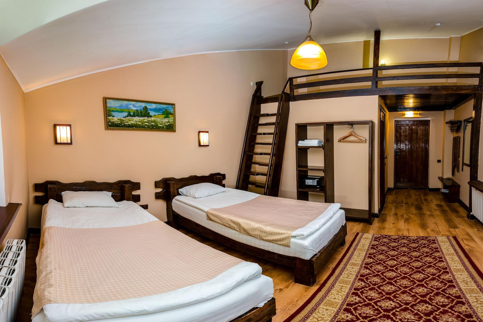 Saraishyq Hotel Almaty Exterior photo